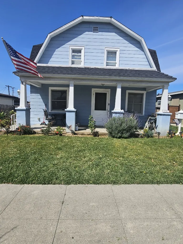 House exterior before painting — faded paint, Long Beach CA