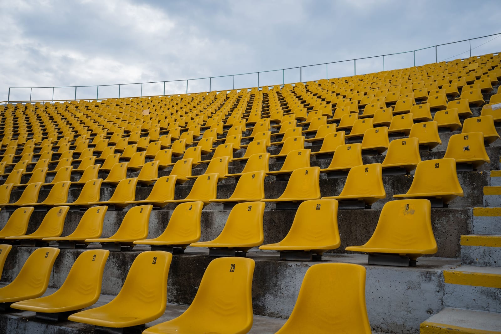 Selling the Same Seat Twice: Saint-Étienne's Half-Time Answer to No-Shows