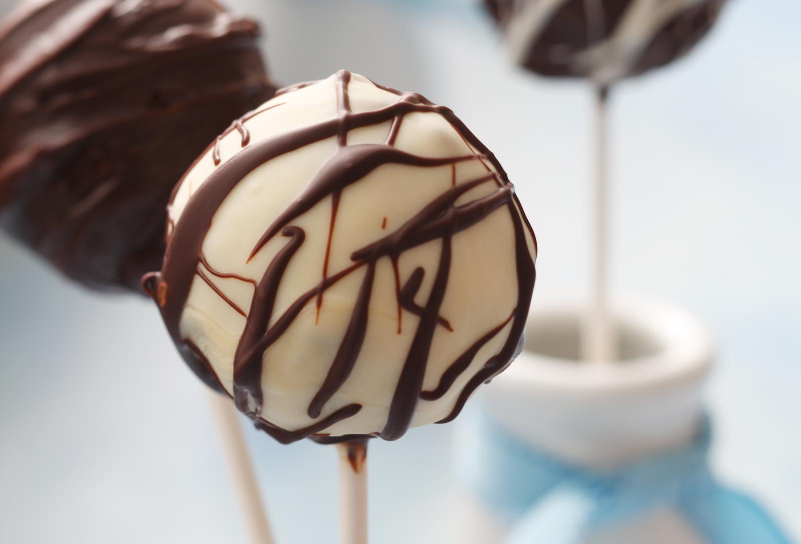 Idahoan® Potato Chocolate Cake Pops – Featured Image