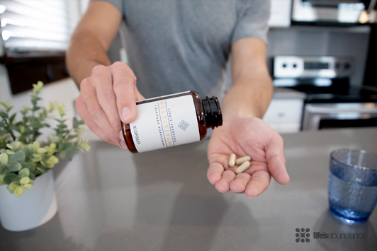 5 Surprising Benefits of Multivitamins: Memory, Mood, and More