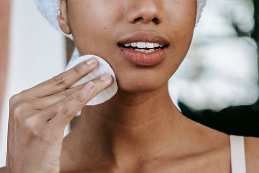 Skinimalism: The Minimalist Skincare Trend That Works