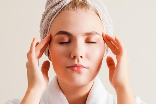 How to Do a Facial Massage at Home: 5 Steps for Glowing Skin