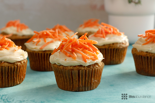 Healthy Carrot Cake Muffins: Delicious Protein Recipe