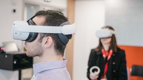 Déployer la VR dans les Grande Écoles : Le Retour d'Expérience de SKEMA Business School