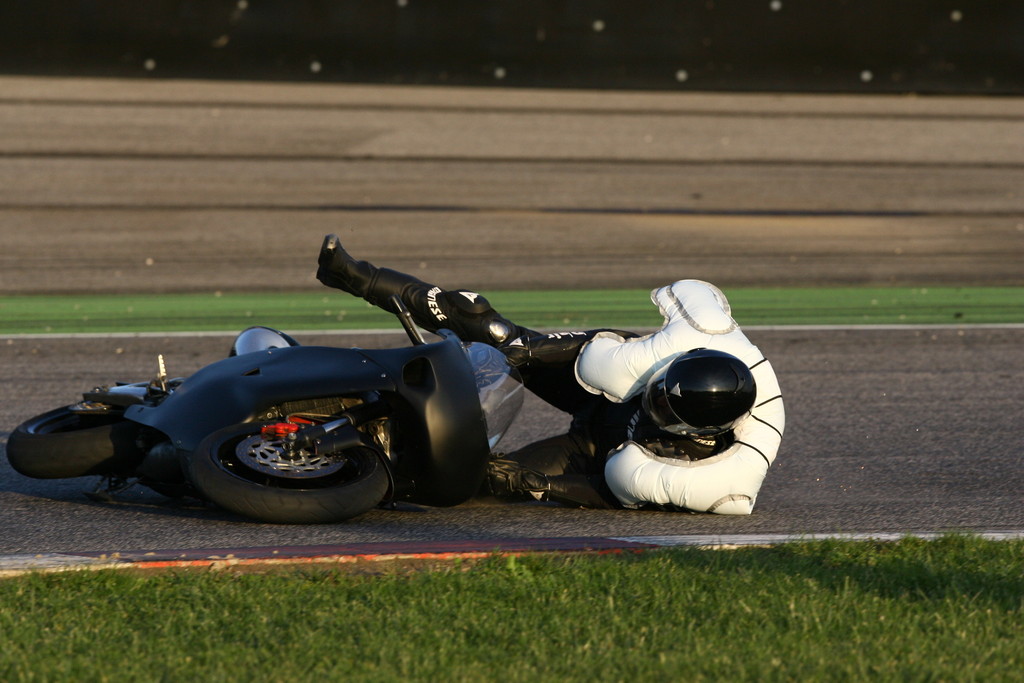 The first crash test, 2006