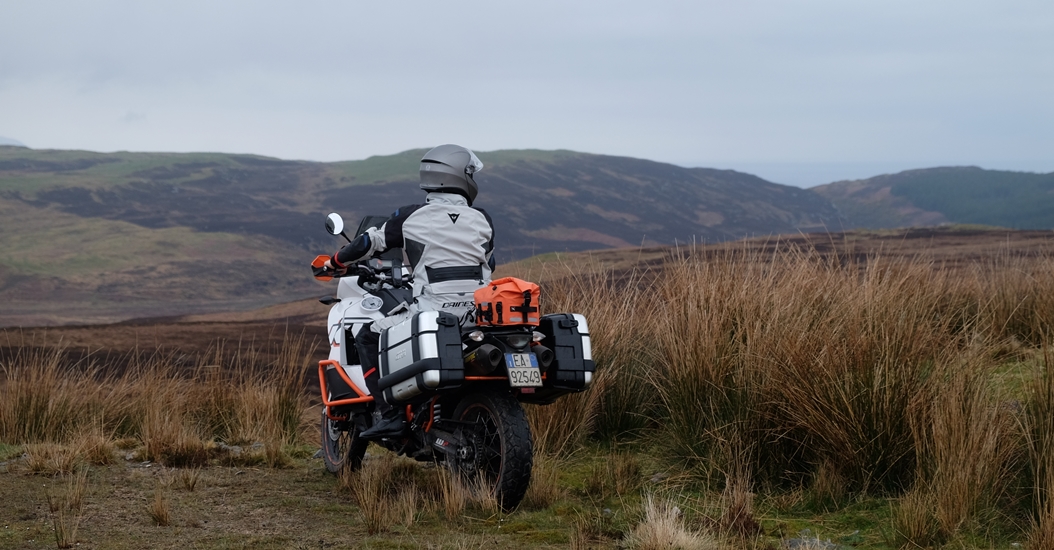Scotland by motorbike: islands, cliffs and legendary lochs
