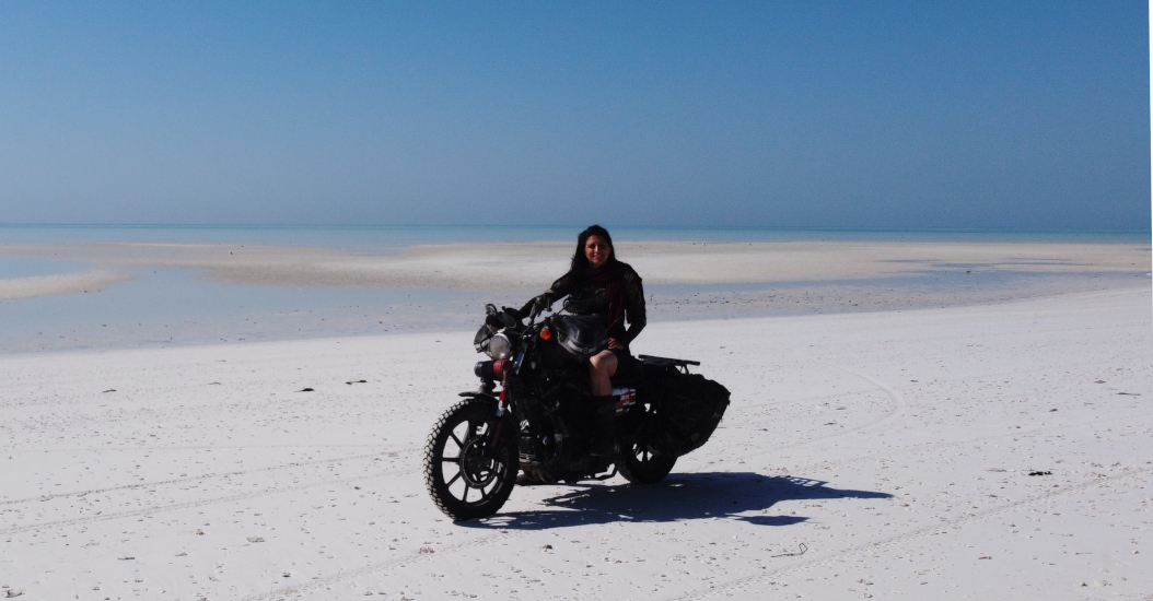 A nomadic life of biking on the road 