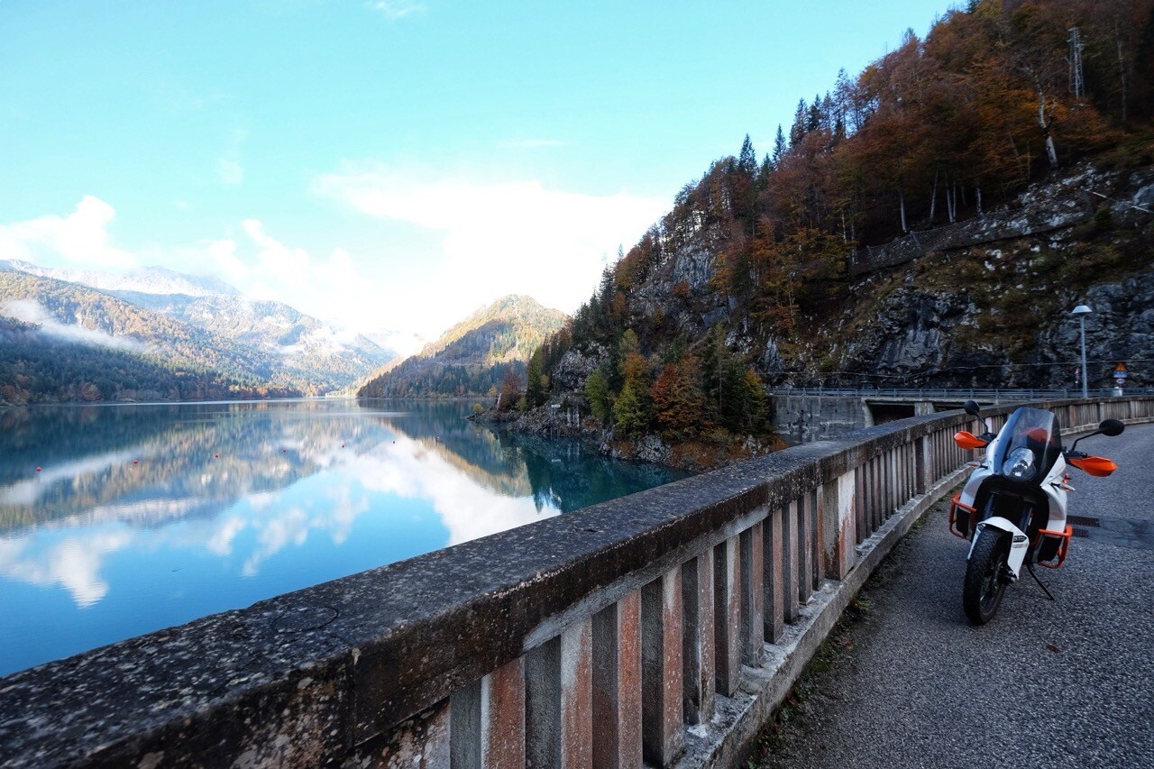 Passing over the very high dam of Lake Sauris, you take the Pura Pass.