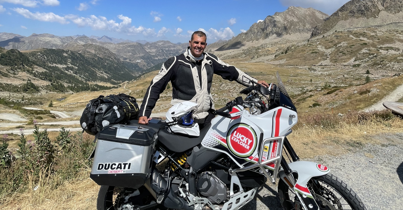 Desde Cerdeña hasta los puertos sin asfaltar de los Alpes Occidentales: nuestro recorrido en moto por Piamonte