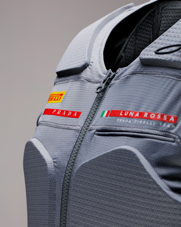 Sea-Guard Luna Rossa Prada Pirelli