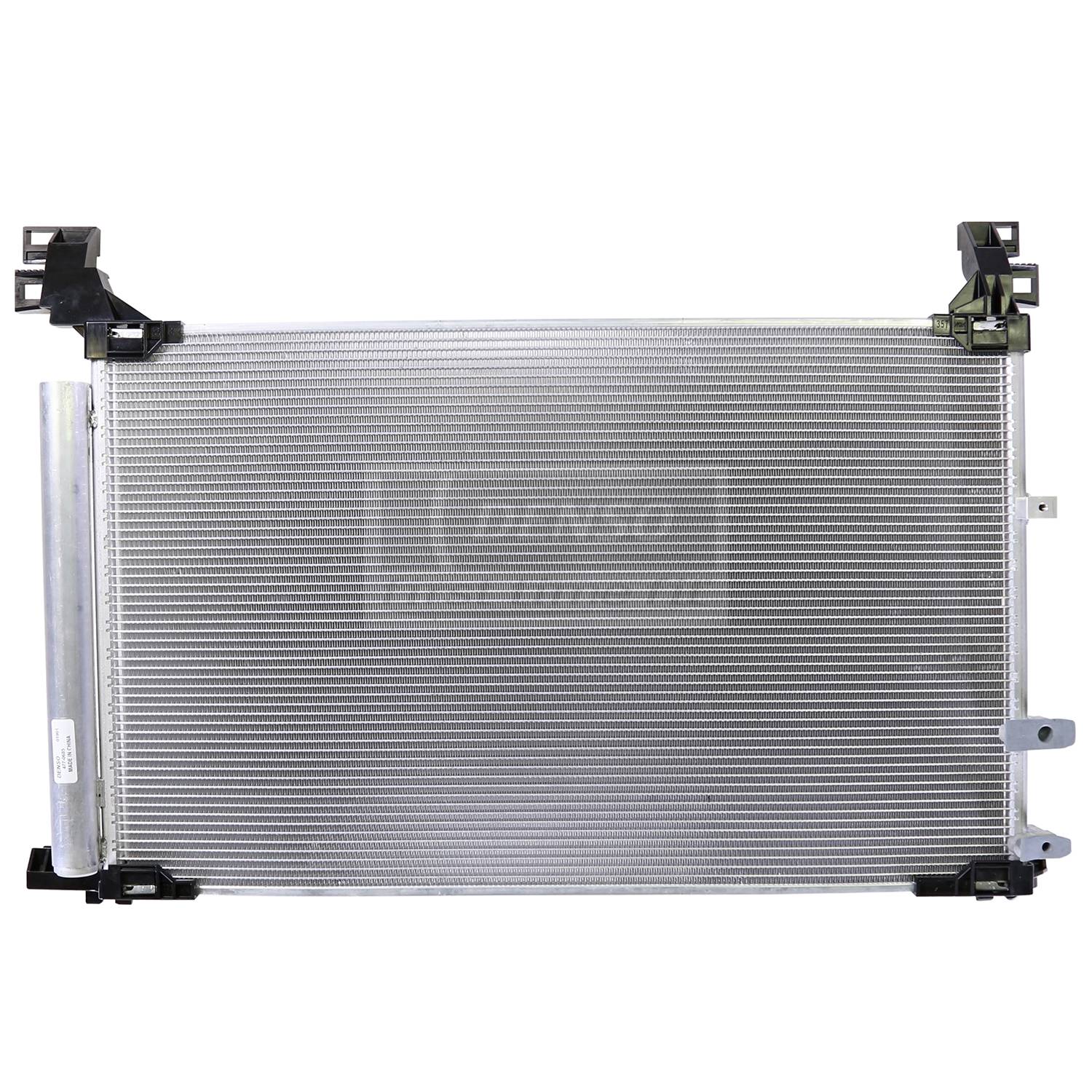 A/C Condenser DENSO Auto Parts 477-0685