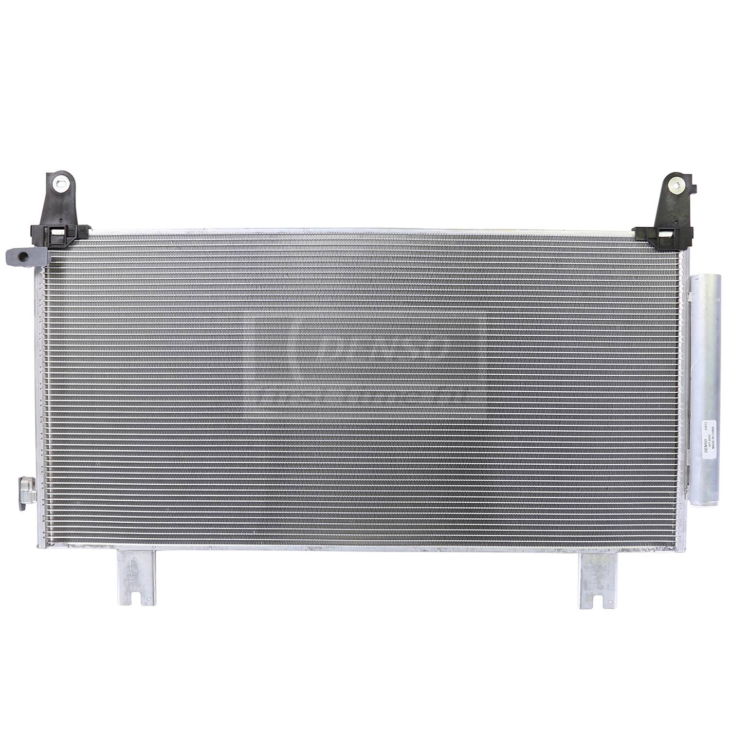A/C Condenser DENSO Auto Parts 477-0692