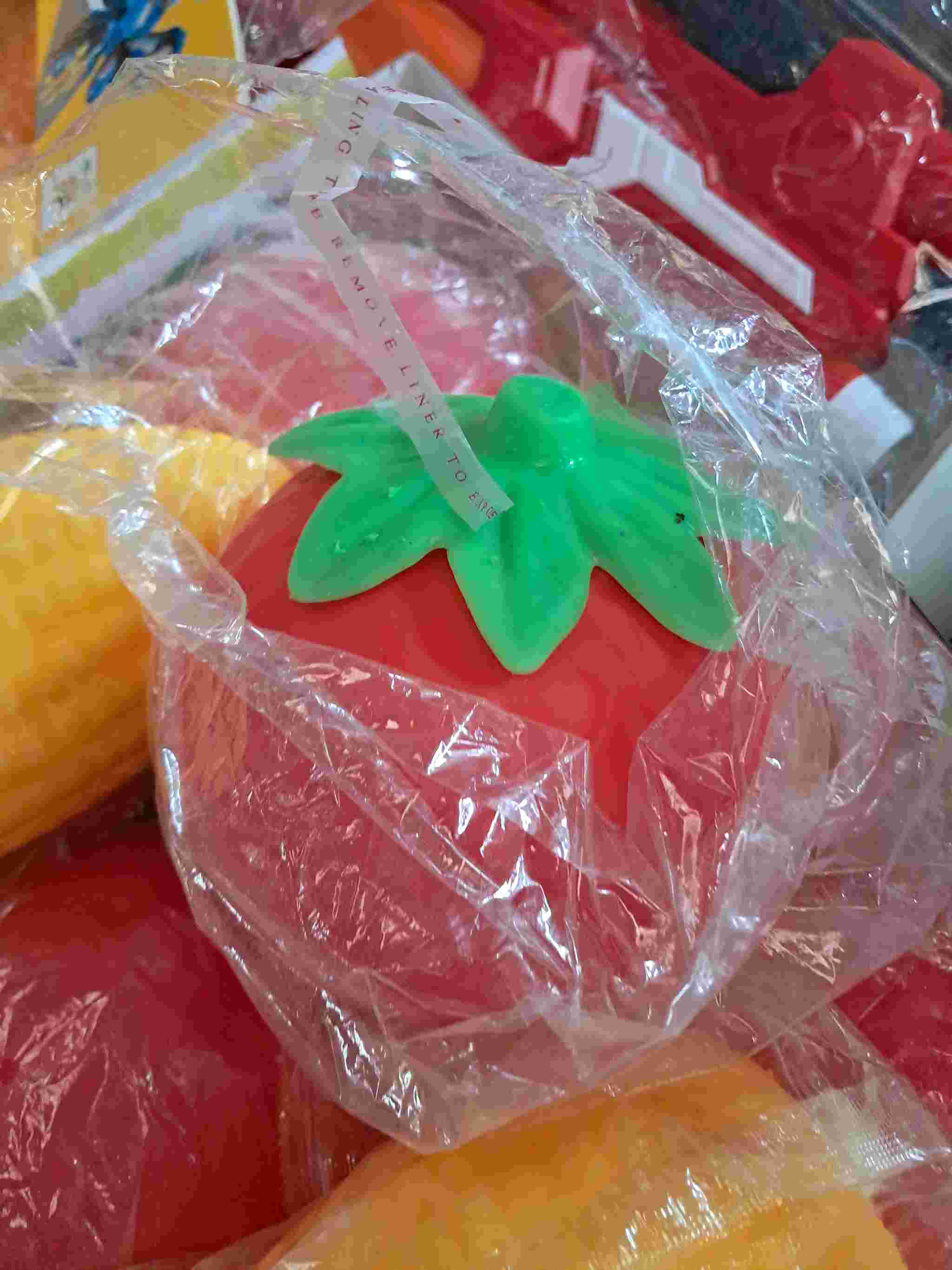 Клубника большой антистресс