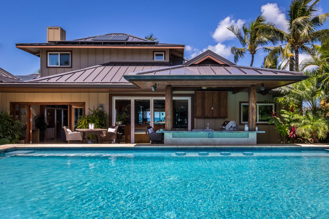 Product Oceanfront 4 Bedroom & 6 Bath: Oxygenated Pool W/ Swim Up Bar