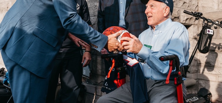 Photo of the Action Sport Physio participation in the Alouettes 2023 - Tribute to Dr. Eric Lenczner event