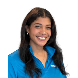 Picture of Shannon Lee osteopath at the Action Sports Physio West Island clinic