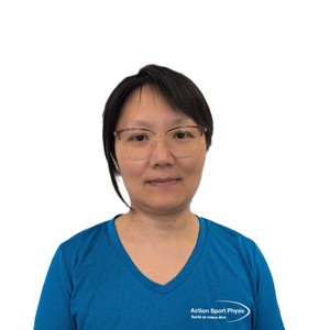 Picture of Xiao Lan acupuncturist at the Action Sports Physio Verdun clinic
