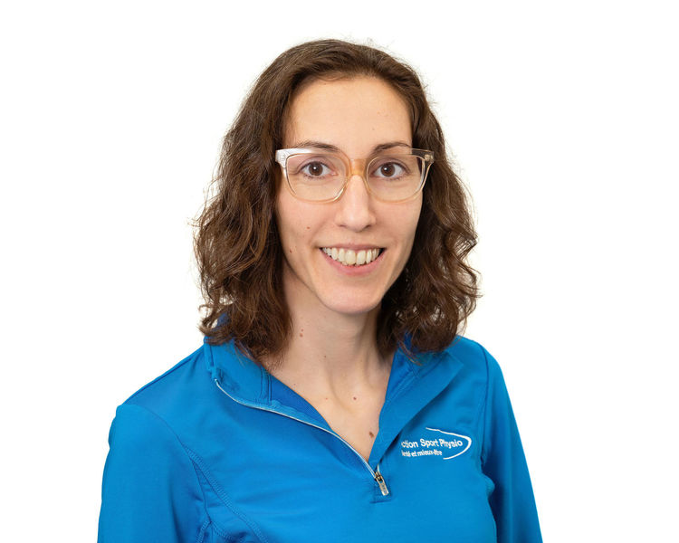 Picture of Marie-France Chalifoux massage therapist at the Action Sport Physio Mont-Saint-Hilaire clinic