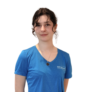 Picture of Joya Polz-Dubé administrative assistant at the Action Sports Physio Brossard clinic