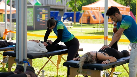 Photo du service de premiers soins et premiers répondants lors de blessures sportives