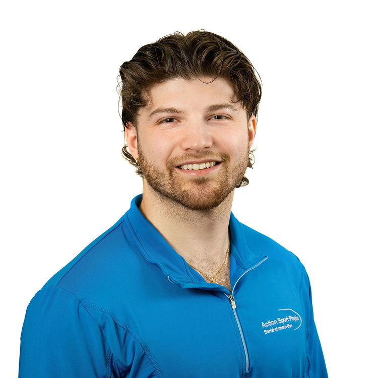 Picture of Luca Borreggine massage therapist at the Action Sports Physio Rivière-des-Prairies clinic