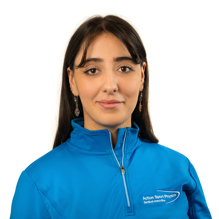 Picture of Mounia Mazouzi Customer Care Representative at the Action Sports Physio Verdun clinic