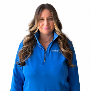 Picture of Vicky Mansour massage therapist at the Action Sports Physio Montreal - East End and Rivière-des-Prairies clinics