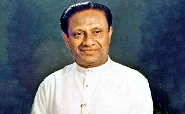 රණසිංහ ප්රේමදාස මහතා දැයෙන් සමුගෙන අදට වසර 25ක්