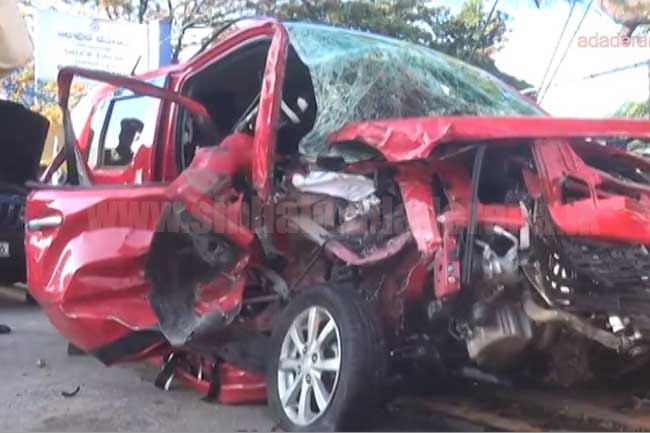 1539668646-car_L.jpg