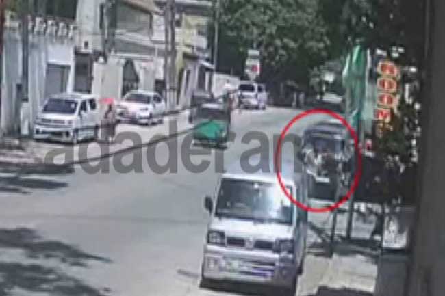 දෙහිවල ඝාතකයා බෝම්බය පුපුරවා ගත් හැටි-CCTV දර්ශන සහිතයි