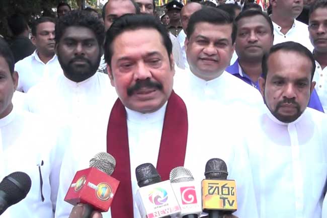 තේරීම් කාරක සභාව පරිපාලන අමාත්‍යාංශ ලේකම්ගෙන් කළ ප්‍රශ්න කිරීම් අනුමත කරන්න බෑ