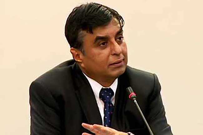 හිටපු පොලිස්පති පූජිත් ට එරෙහි නඩුවේ චෝදනා භාරදෙයි