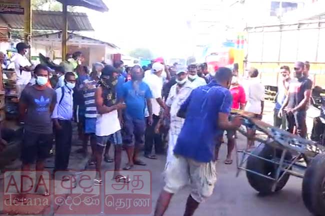 නාට්ටාමිවරු විරෝධතාවයක