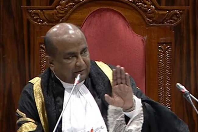 කථානායක විශේෂ පක්ෂ නායක රැස්වීමක් කැඳවයි