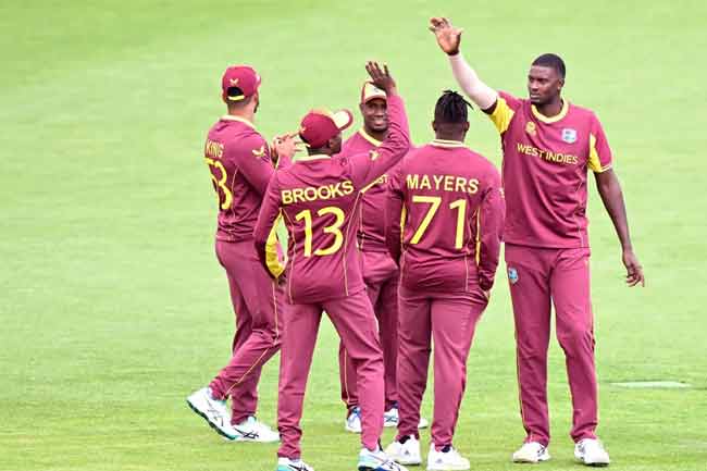 කොදෙව්වන්ට ලකුණු 161ක ඉලක්කයක්