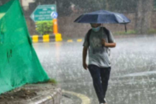 අදත් තැන තැන වැසි