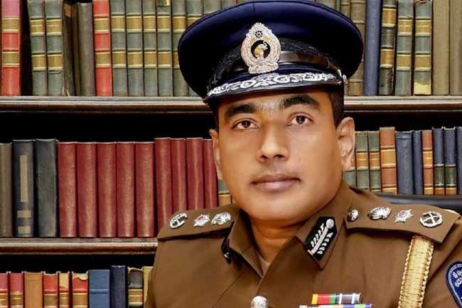 අජිත් රෝහණ ගේ පෙත්සම කල්යයි