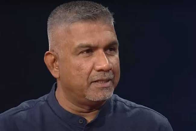 දන්න දේ කියන්න ප්‍රමෝද්‍යට එන්න කියයි