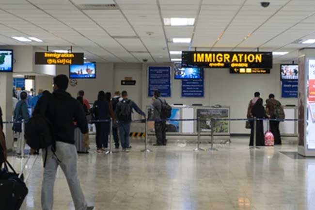 ඔස්ට්‍රේලියාවට යන අයට ජුලි සිට නව නීති