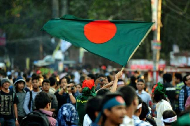 බංග්ලාදේශයේ අරගලයක් පැතිරෙයි 