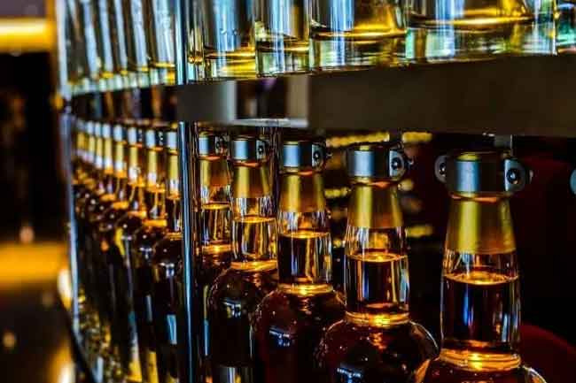 කසිප්පු වෙනුවට ප්‍රමිතියෙන් යුත් මත්පැන් නිපදවීමට යයි