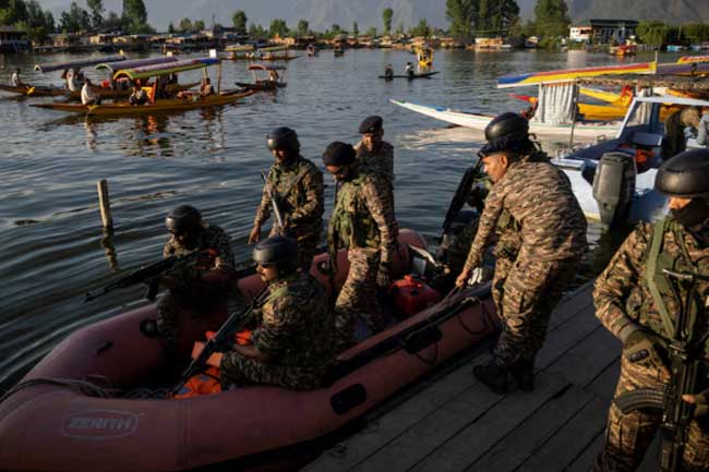 ගැටුම විසඳන පාර පාකිස්තානයම පෙන්වයි 