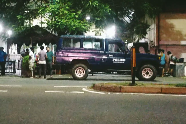 පානදුර වෙඩි තැබීමක් - පුද්ගලයෙක් මරුට