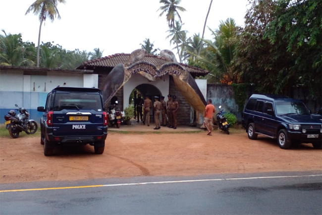කොස්ගොඩ වෙඩිතැබීමකින් තරුණයෙක් මරුට