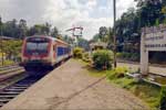 පේරාදෙණිය සහ මහනුවර අතර දුම්රිය ධාවනය සීමා කිරීමක්