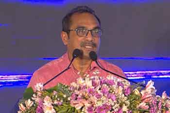 අධිවේගී මාර්ග සංවර්ධන සැලැස්ම ඇමති හෙළිකරයි