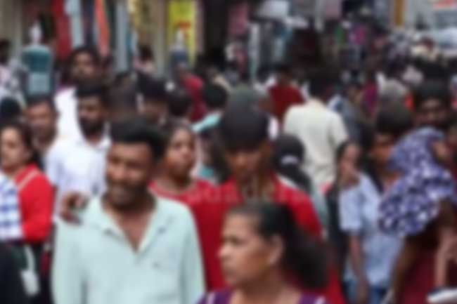 ශ්රී ලංකාවේ සෑම කාන්තාවන් 100 දෙනෙකුටම  සිටින පිරිමින් සංඛ්යාව 93යි ශ්රී ලංකාවේ සෑම කාන්තාවන් 100 දෙනෙකුටම  සිටින පිරිමින් සංඛ්යාව 93යි