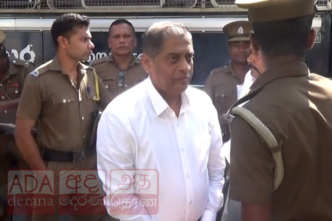 මහින්දගේ PSO නෙවිල් වන්නිආරච්චිට ඇප