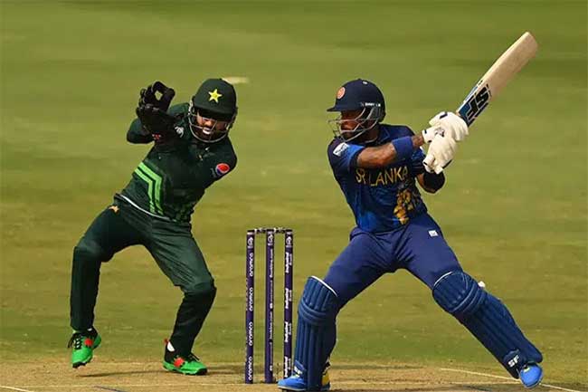 පාකිස්තානු තරග සංචාරය සඳහා ශ්‍රී ලංකාව නොවැ. 8 දිවයිනෙන් පිටත්ව යයි