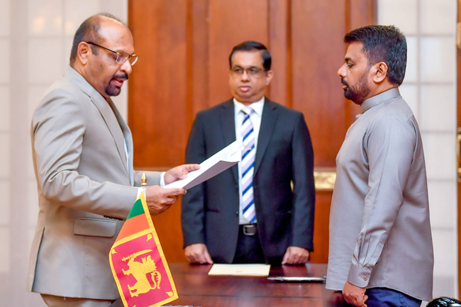 වැඩබලන අගවිනිසුරු ලෙස ශ්‍රේෂ්ඨාධිකරණ විනිසුරු එස්. තුරෙයිරාජා දිවුරුම් දෙයි